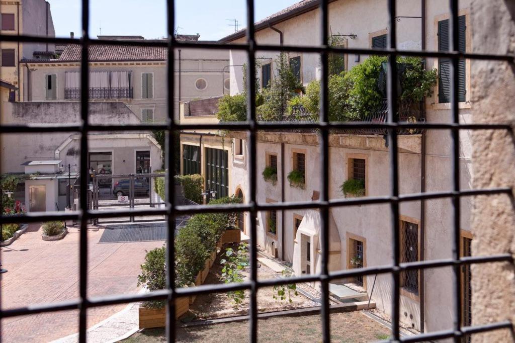 Anfite Luxury Apartment Volto San Luca Verona Exteriér fotografie